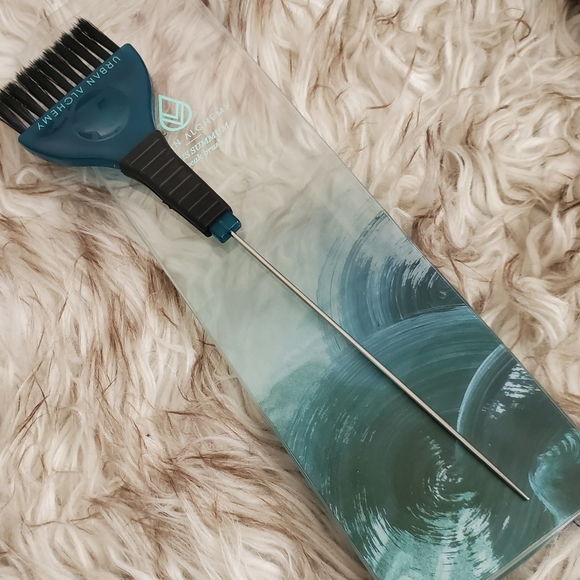 Pro Color Brushes and Bowls - Picture 3 of 8